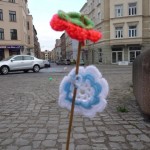 Strickblumen auf dem Rannischen Platz