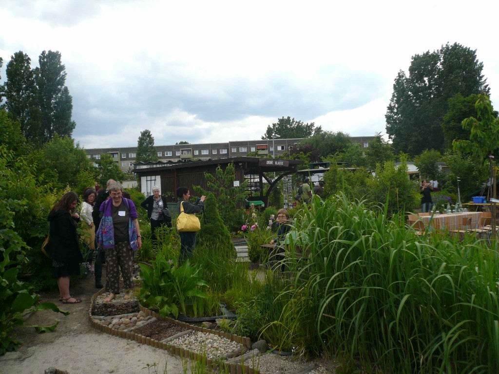 Fühlstraße im Garten 'Am Schlaatz'